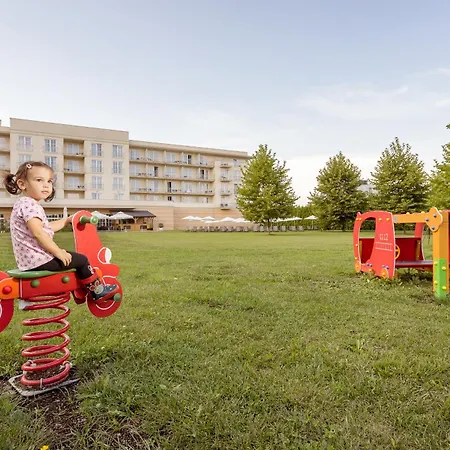 Gotthard Therme & Conference Hotel 4*