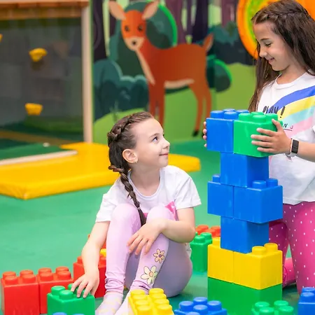 Gotthard Therme & Conference 4*