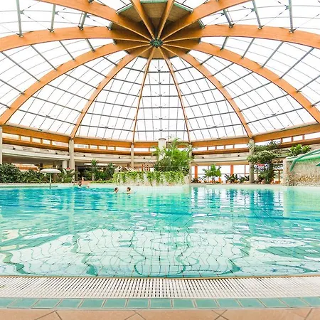 Gotthard Therme & Conference 4*