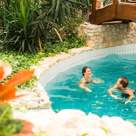 Gotthard Therme 4*
