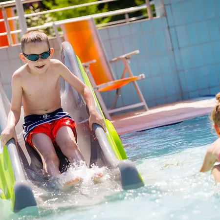 Gotthard Therme & Conference מלון Szentgotthárd