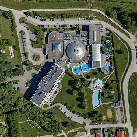Gotthard Therme Hotell