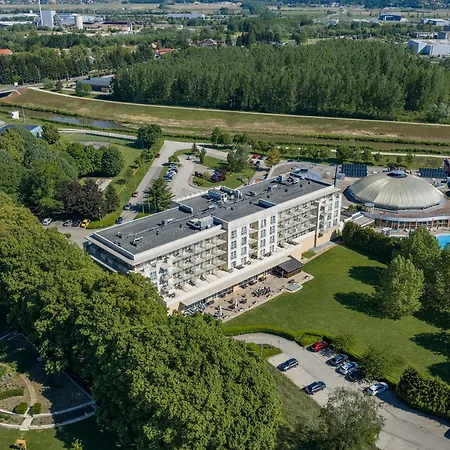 Gotthard Therme Hotell